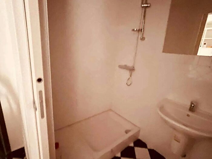 Appartamento monolocale in affitto in Via Privata Chioggia, Milano