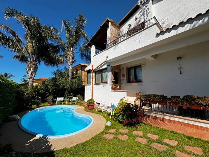 Appartamento con 5 locali in vendita in Via Don Carlo Gnocchi, Carini