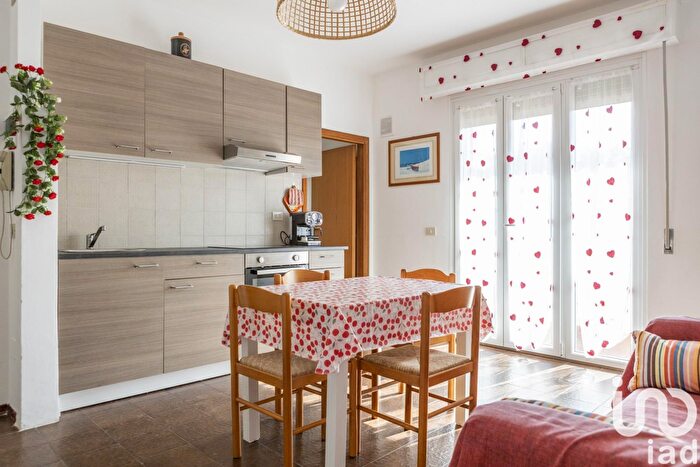 Appartamento con 5 locali in vendita in Via Vivaldi, Porto Recanati