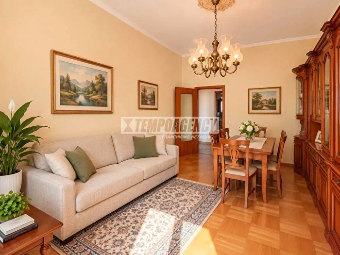 Appartamento trilocale in vendita in Buccinasco