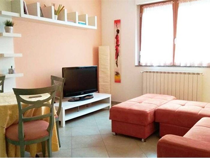 Appartamento bilocale in affitto in via Fratelli Bozzi, Quarto Cagnino, Milano