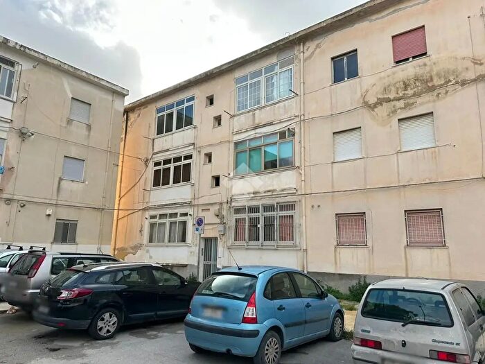 Appartamento con 5 locali in vendita in Via Dante Alighieri, Marsala