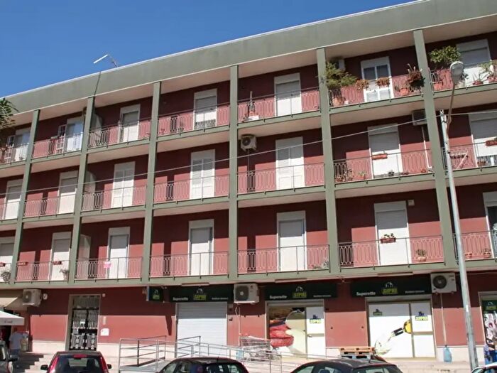Appartamento con 5 locali in vendita in Melilli