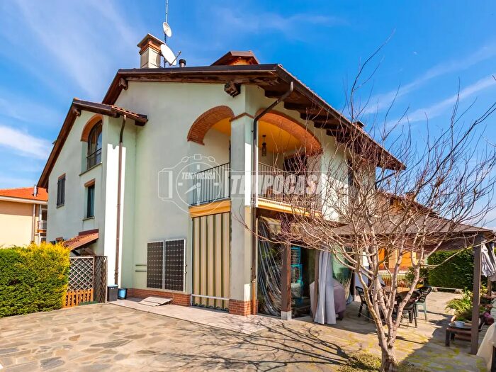 Casa quadrilocale in vendita in Via Lusina, Cervere