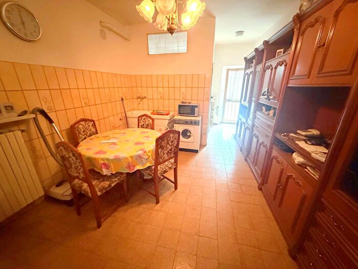 Casa con 5 locali in vendita in Novi Ligure