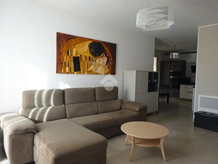 Appartamento trilocale in vendita in Via della Canapa, Ferrara