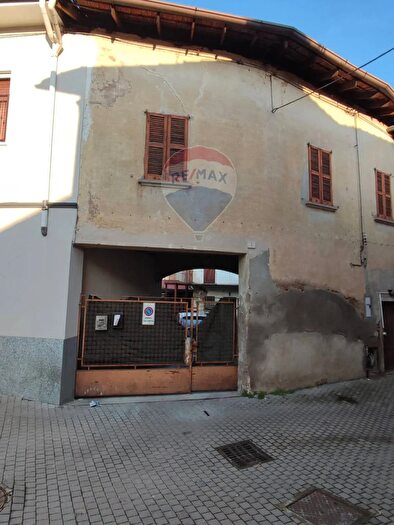 Casa trilocale in vendita in Engalfredo, Samarate