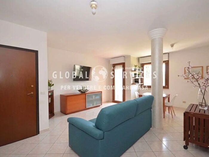 Appartamento con 5 locali in vendita in Via Aligi Sassu, Alghero