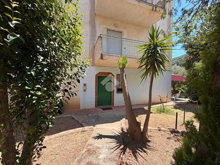 Appartamento con 9 locali in vendita in Viale Rimembranze, CoriglianoRossano