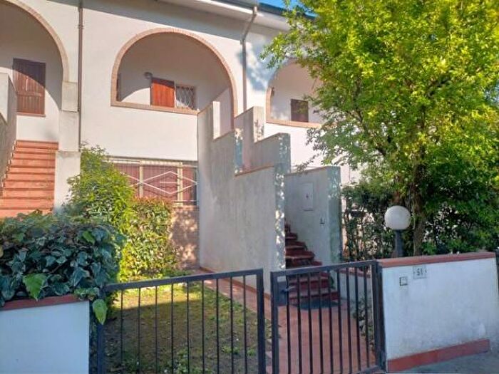 Casa trilocale in vendita in Viale dei Tigli, Comacchio