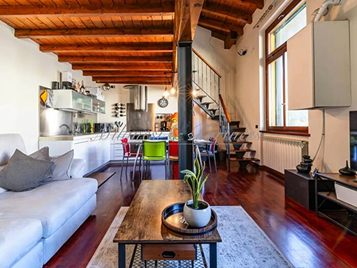 Appartamento bilocale in vendita in Via Giovanni Reich, Torre Boldone