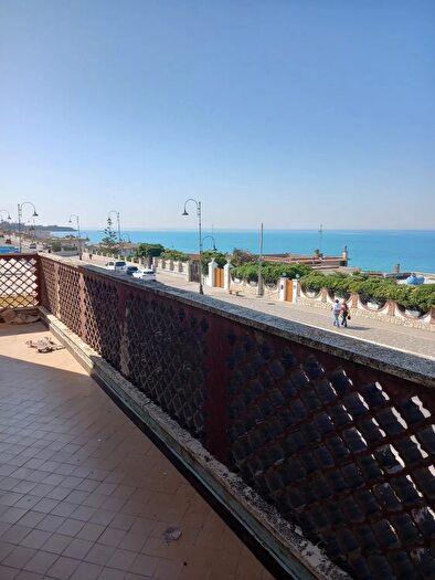 Casa con 6 locali in vendita in Via Amerigo Vespucci, Anzio