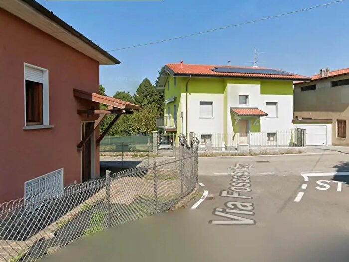 Appartamento bilocale in affitto in Via Roma, Solbiate con Cagno