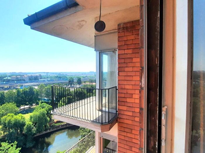 Appartamento trilocale in affitto in Via Passo Rolle, Quartiere Feltre, Milano