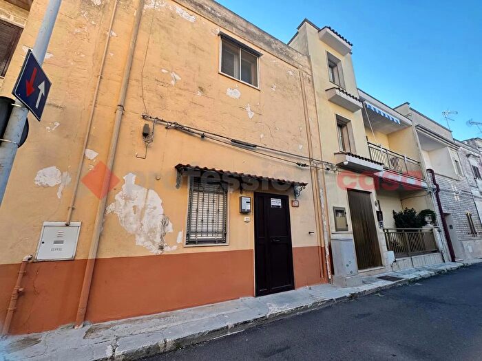 Appartamento quadrilocale in vendita in Via Dante, Faggiano