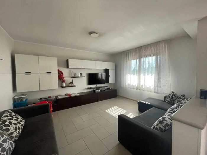 Casa con 8 locali in vendita in Via a Volta, Preganziol