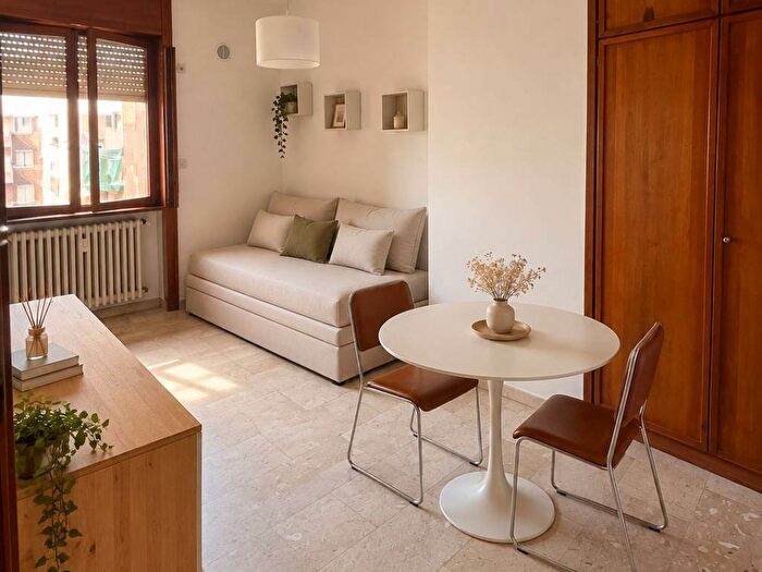Appartamento monolocale in affitto in Via Melzo, Porta Venezia, Milano