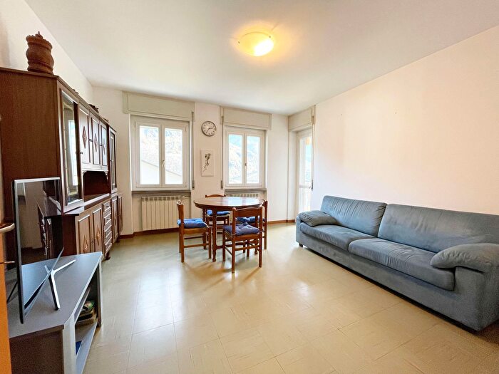 Appartamento trilocale in vendita in Via Enrico Fermi, Chiavenna