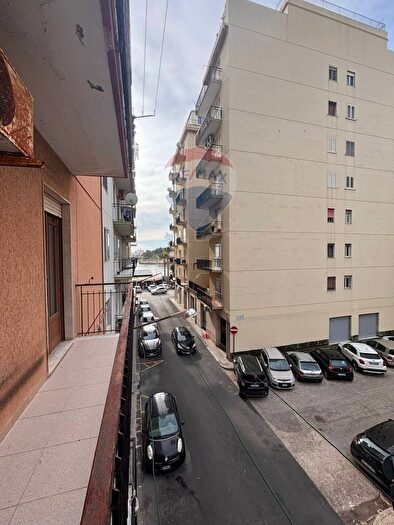 Appartamento con 5 locali in vendita in Via Sacro Cuore, Augusta