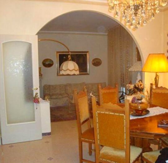 Appartamento con 6 locali in vendita in Saint Vincent