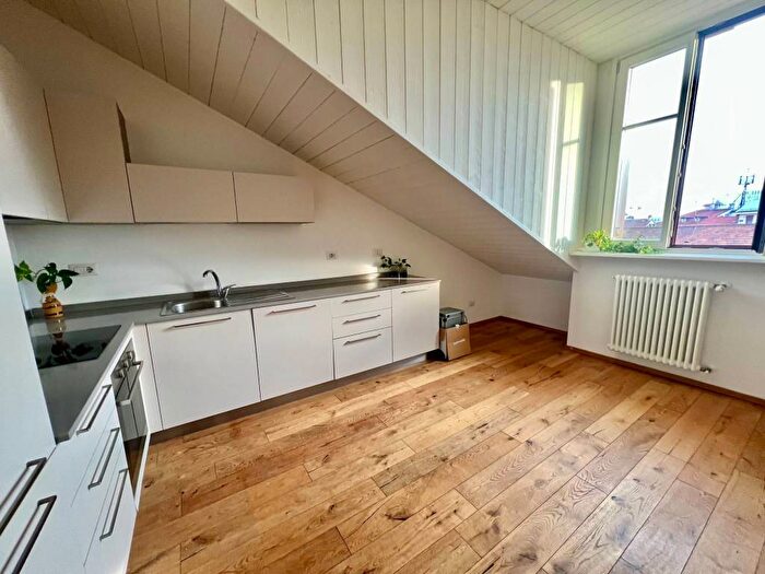 Appartamento trilocale in affitto in Via Giulio Romano, Porta Romana Medaglie dOro, Milano