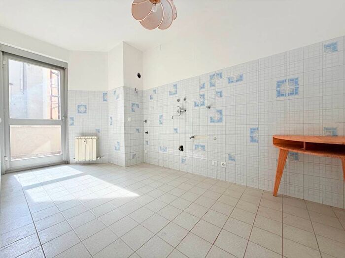 Appartamento con 5 locali in affitto in Via Pio Riego Gambini, Settefontane, Trieste