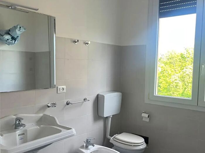 Appartamento con 5 locali in affitto in Via dei Sabbioni, Bologna