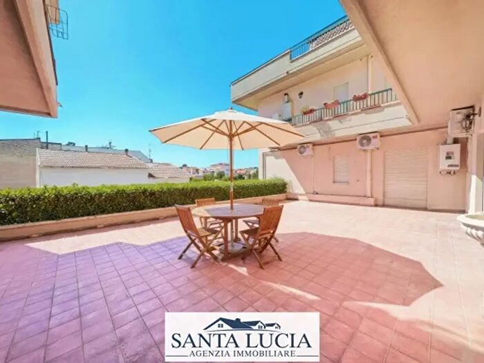 Appartamento con 6 locali in vendita in Viale Giudice Antonino Saetta, Canicatti