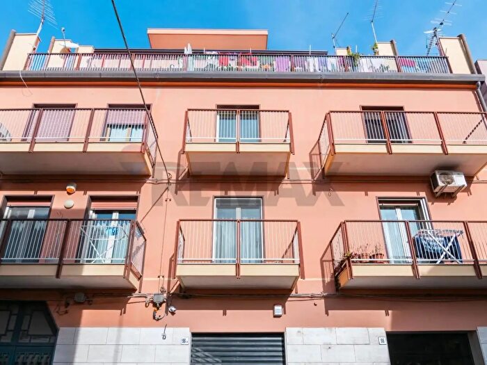 Appartamento con 5 locali in vendita in Via dei Vespri, Misterbianco