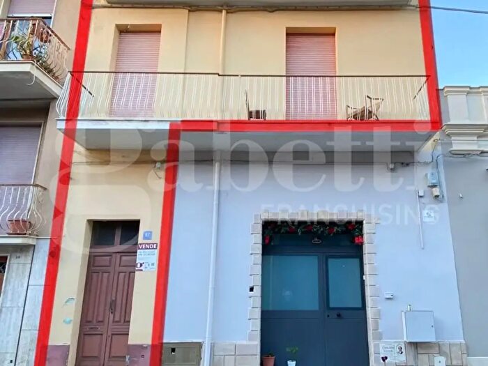 Appartamento con 5 locali in vendita in Via Durando, Pachino