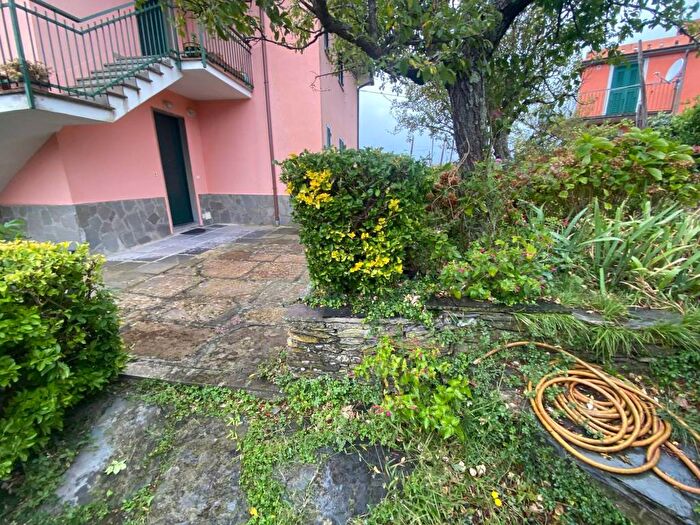 Appartamento quadrilocale in affitto in Piazza della Chiesa, Santa Giulia, Lavagna