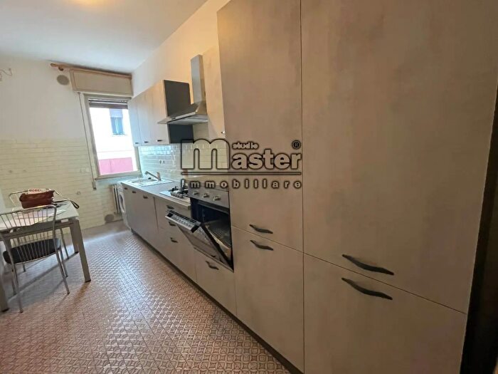 Appartamento con 5 locali in affitto in Vicolo Caposile, Treviso