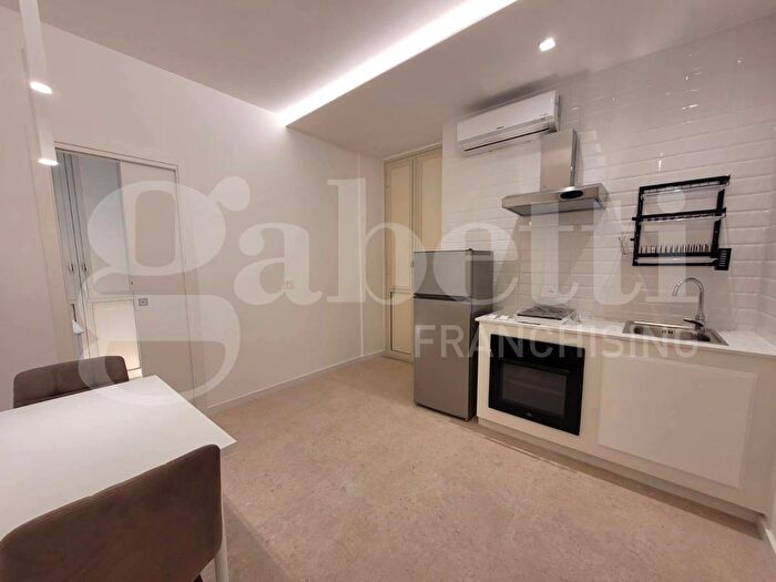 Appartamento bilocale in vendita in Siracusa