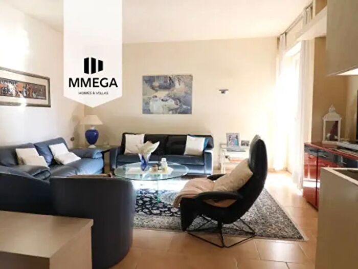 Appartamento con 5 locali in vendita in Via Sidney Costantino Sonnino, Firenze