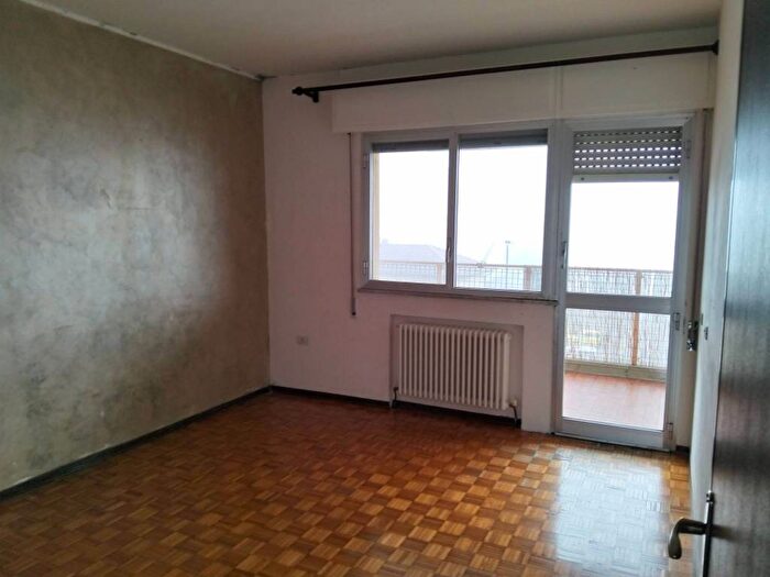 Appartamento trilocale in affitto in Lugo