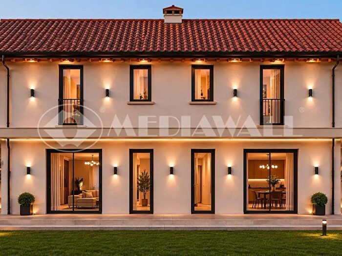 Casa con 7 locali in vendita in Via Callalta, Pramaggiore