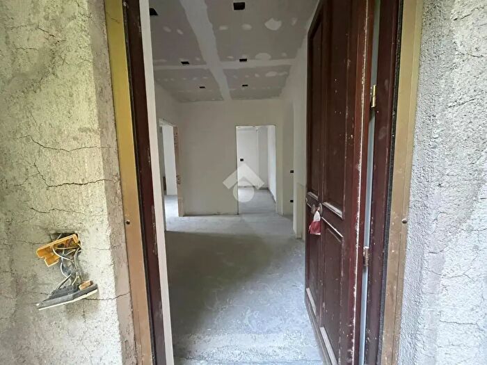 Appartamento trilocale in vendita in Via Rivezzoli, Sorrento