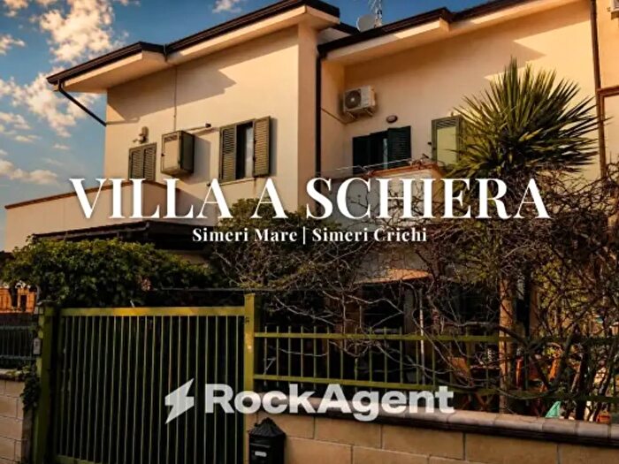Casa trilocale in vendita in Villaggio Maestrale, Simeri Crichi