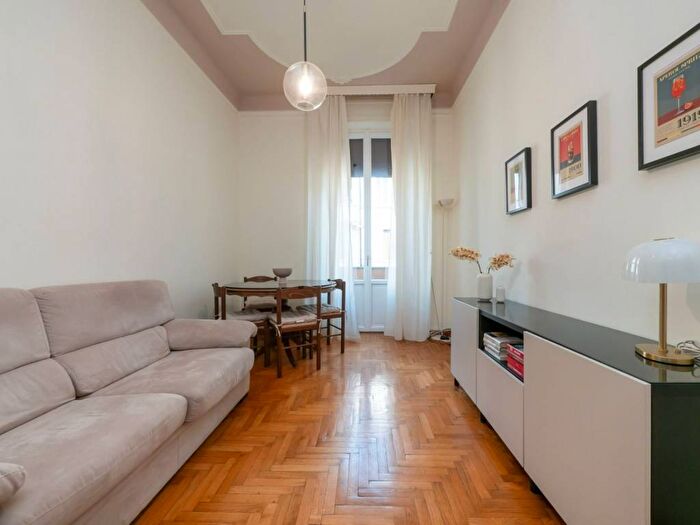 Appartamento trilocale in affitto in Via Perugino, Cadore, Milano