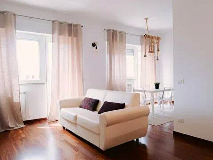 Appartamento trilocale in affitto in Via Beata Elia Di San Clemente, Murat, Bari