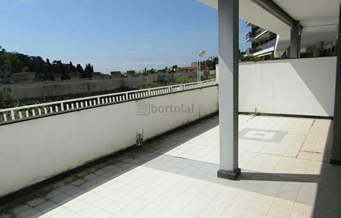 Appartamento con 5 locali in vendita in Via Perissinotti, Chiavari