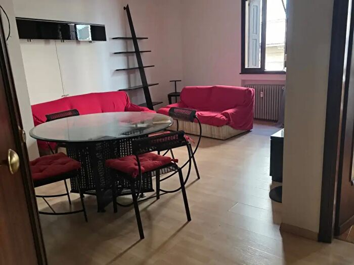 Appartamento trilocale in vendita in Via del Santo, Padova