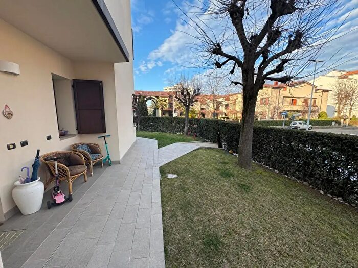 Casa con 6 locali in vendita in Viale Mazzini, Sassuolo