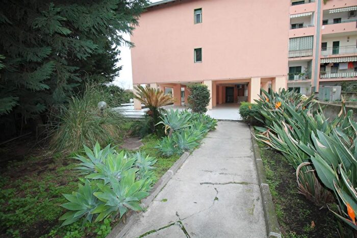 Appartamento con 5 locali in vendita in Via Giuseppe Antonio Borgese, Catania