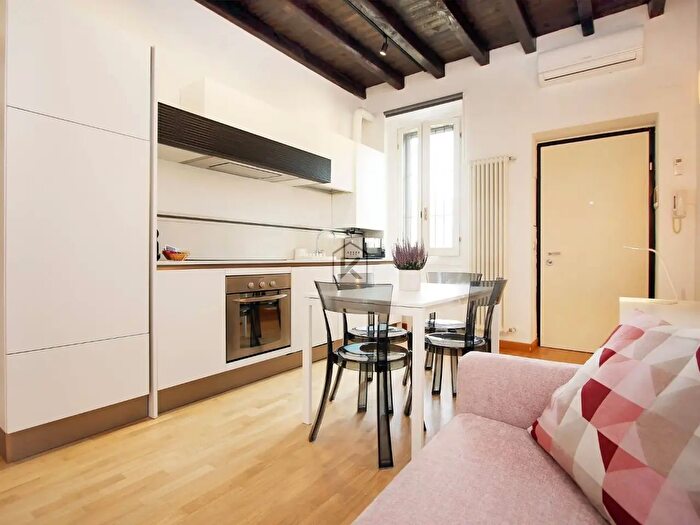 Appartamento bilocale in affitto in Via Tullo Massarani, Milano