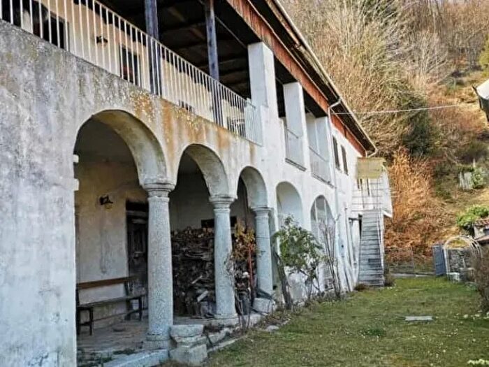 Casa con 9 locali in vendita in Breia Cellio con Breia Vercelli Piemonte Italia, Cellio con Breia