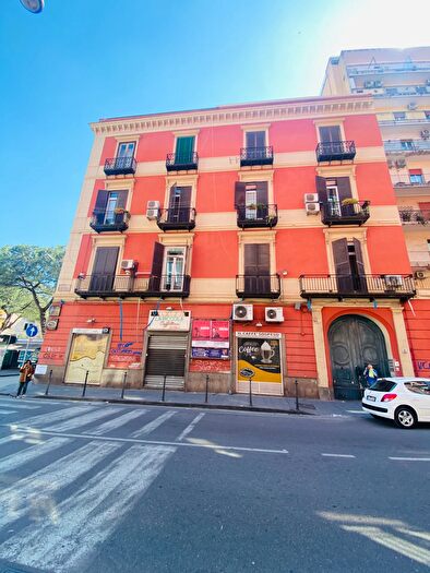 Appartamento trilocale in vendita in Corso Vittorio Emanuele, Napoli