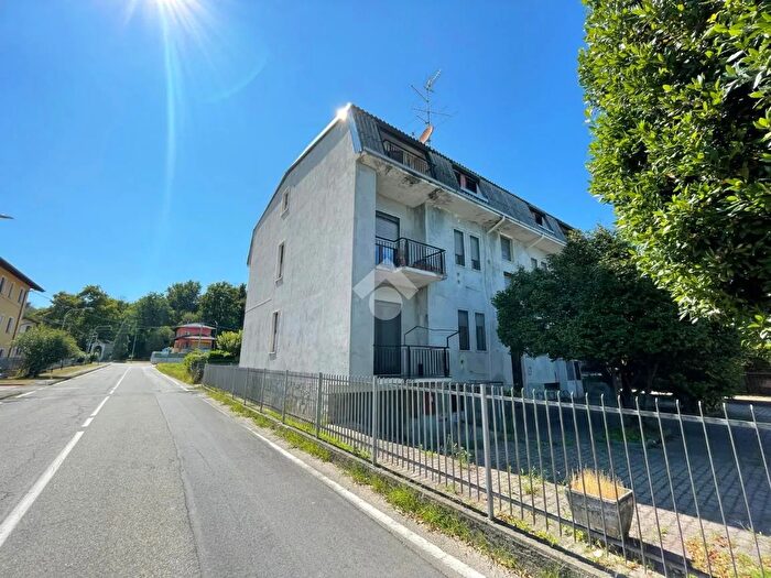 Appartamento trilocale in vendita in Via Torquato Tasso, Bellinzago Novarese