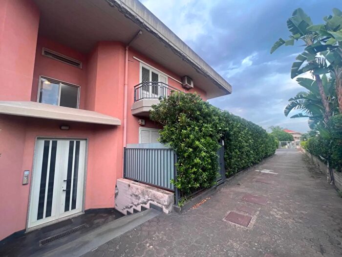 Appartamento trilocale in vendita in Mascali