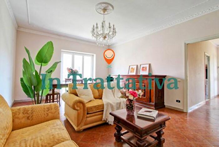 Appartamento quadrilocale in vendita in Via Monterano, Canale Monterano